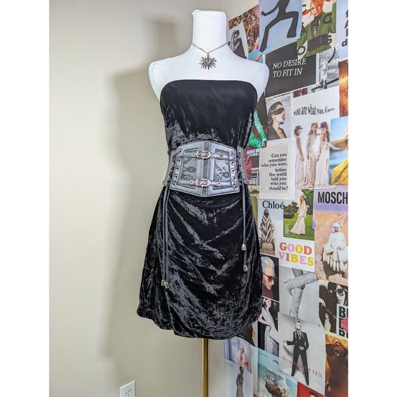 House of Harlow 1960 Dresses & Skirts - House of Harlow Velvet Dress